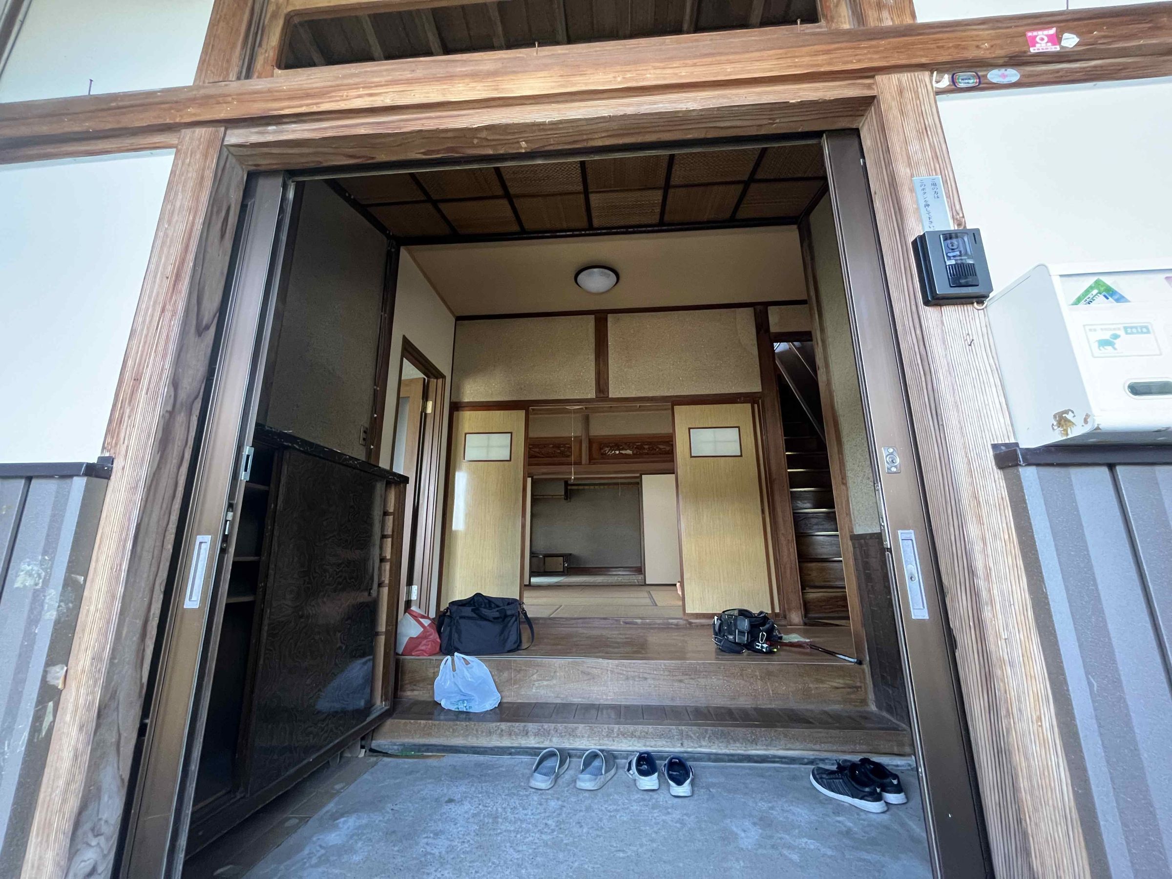 ビフォー　玄関 @ T様邸　リノベーション工事 / レオニダス 施工実例